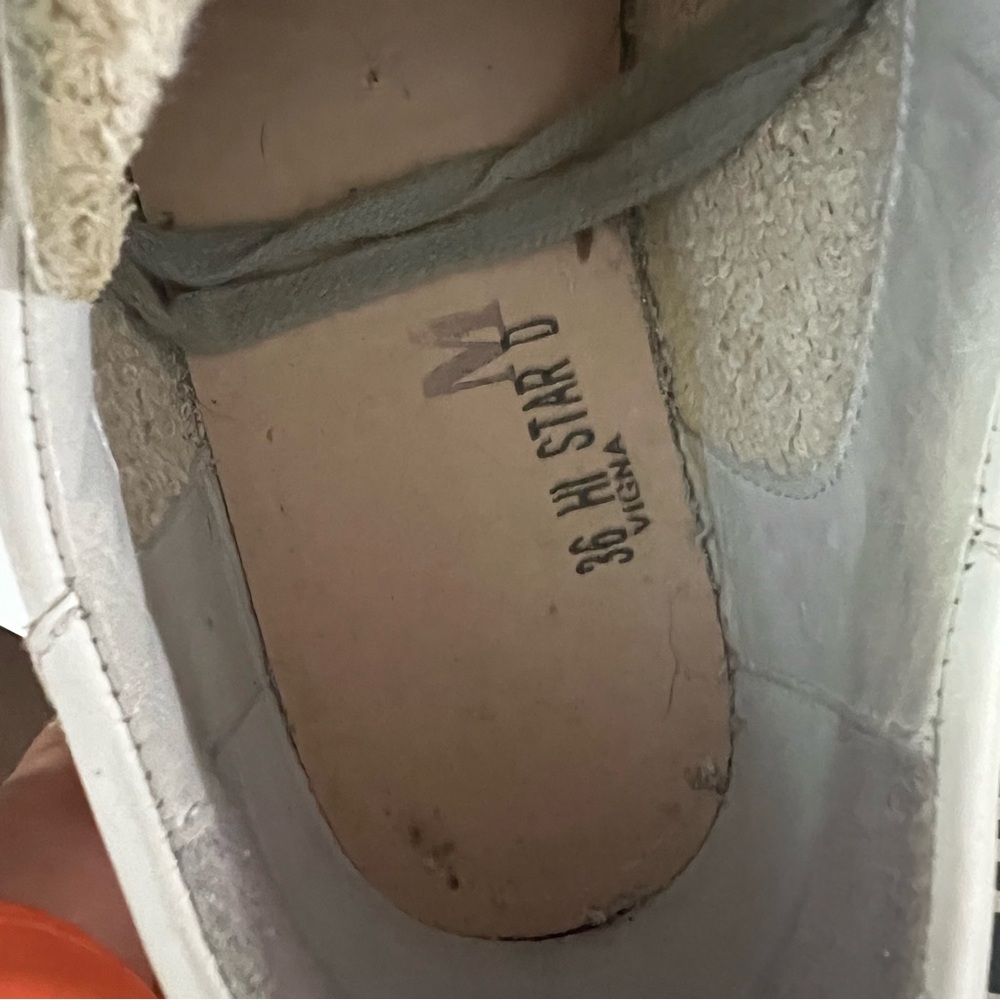 Golden Goose Hi-Star with Metallic Gold Star - Picture 8 of 10